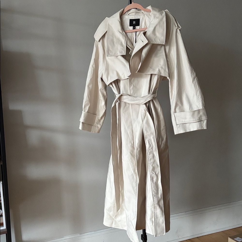 Banana Republic Light Cream Belted Trench Coat